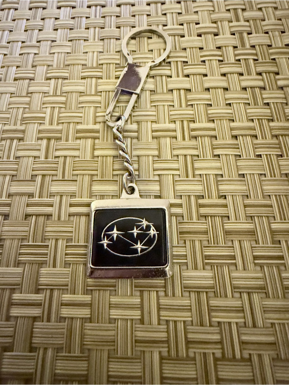 1985 Vintage Retro Hard to Find Subaru keychain